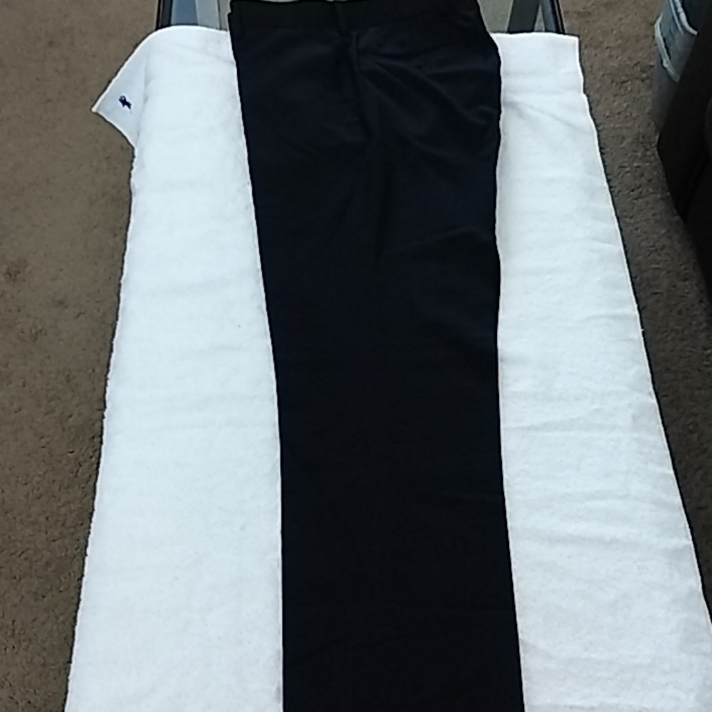 Men's Trousers - Never worn